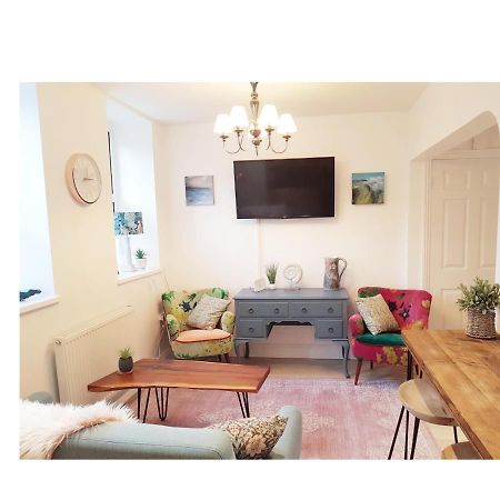 St Ives Apartment Private Parking With Garden 10 Minute Walk Into Town And Beach Buitenkant foto