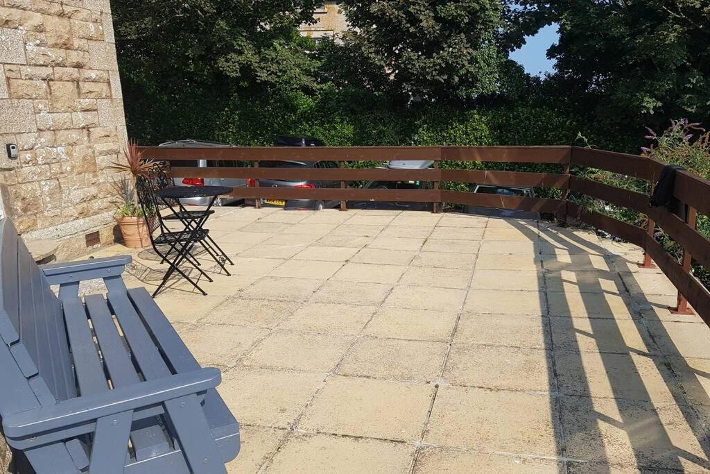 St Ives Apartment Private Parking With Garden 10 Minute Walk Into Town And Beach Buitenkant foto