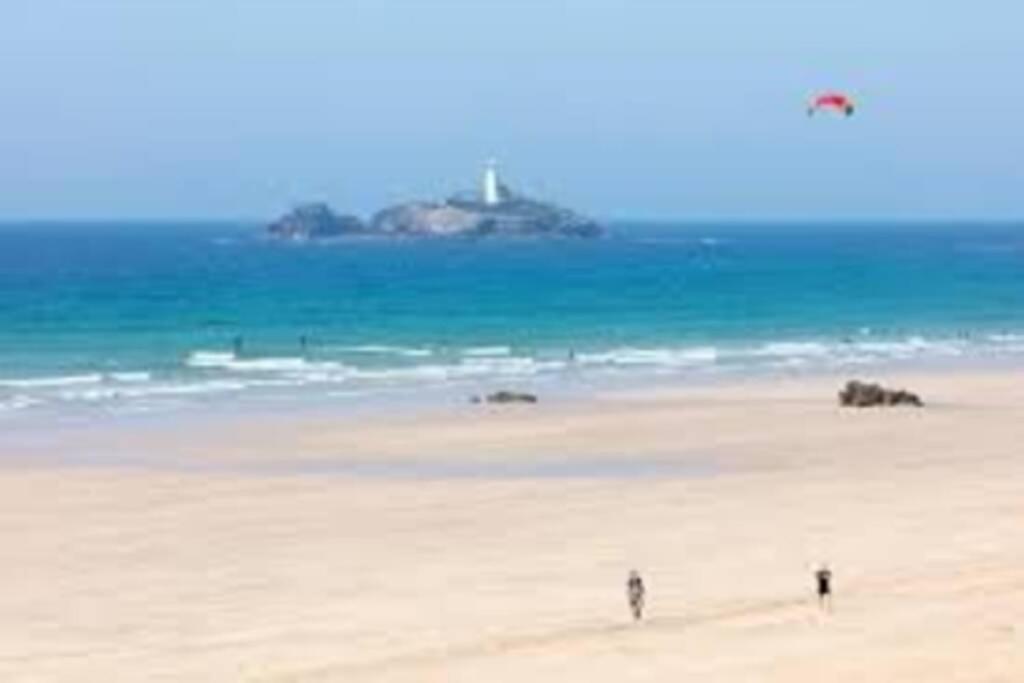 St Ives Apartment Private Parking With Garden 10 Minute Walk Into Town And Beach Buitenkant foto